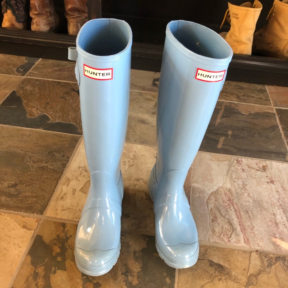 Blue women’s Hunter boots size 6